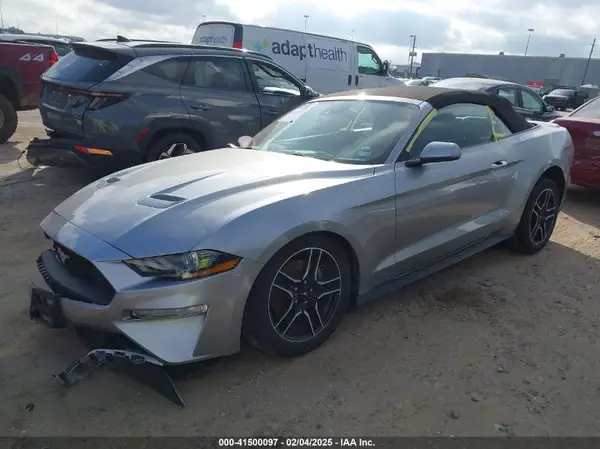 1FATP8UH1P5103163 2023 FORD MUSTANG - Image 2