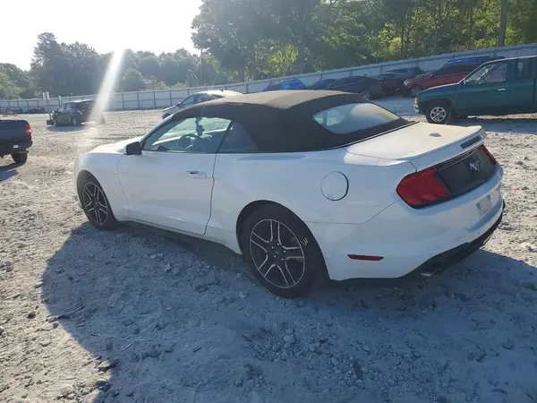1FATP8UH1P5105334 2023 FORD MUSTANG - Image 2