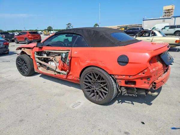 1FATP8UH2G5222551 2016 FORD MUSTANG - Image 2