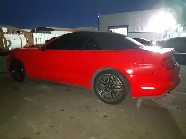 1FATP8UH2G5254089 2016 FORD MUSTANG - Image 2