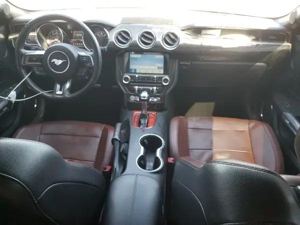 1FATP8UH2G5284631 2016 FORD MUSTANG - Image 8