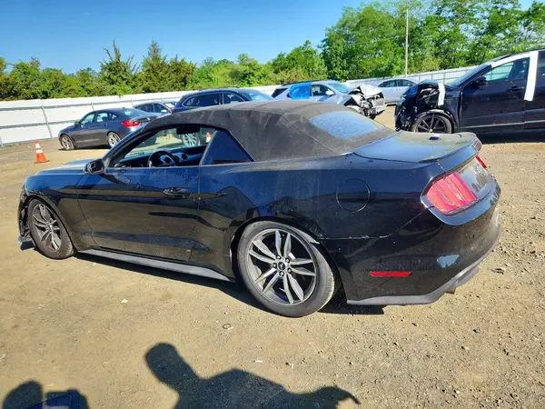 1FATP8UH2G5284886 2016 FORD MUSTANG - Image 2