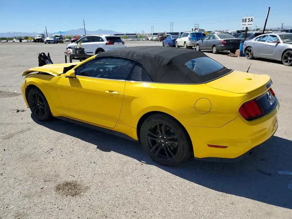 1FATP8UH2G5293152 2016 FORD MUSTANG - Image 2