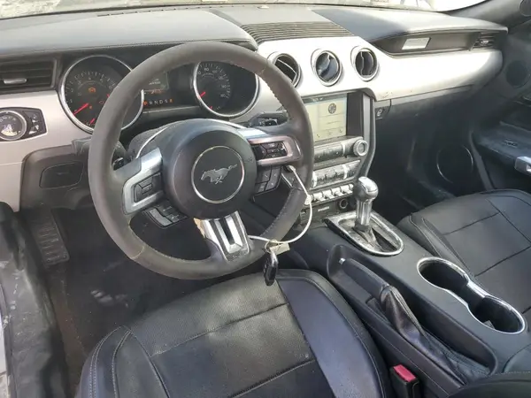1FATP8UH2G5307521 2016 FORD MUSTANG - Image 8