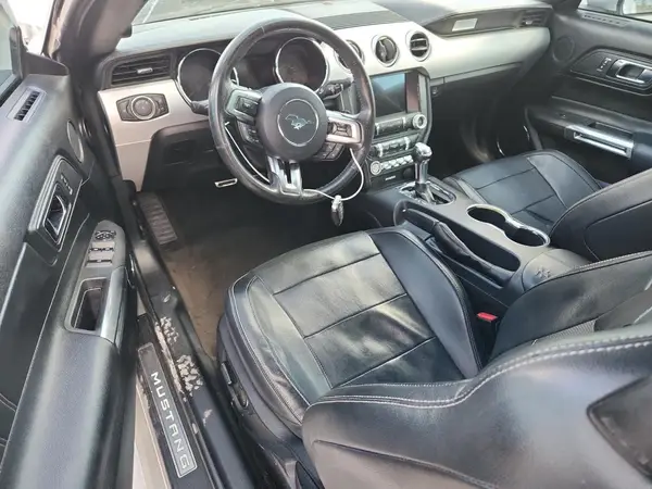 1FATP8UH2H5247967 2017 FORD MUSTANG - Image 8
