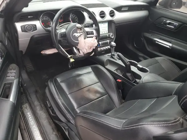 1FATP8UH2H5278801 2017 FORD MUSTANG - Image 8