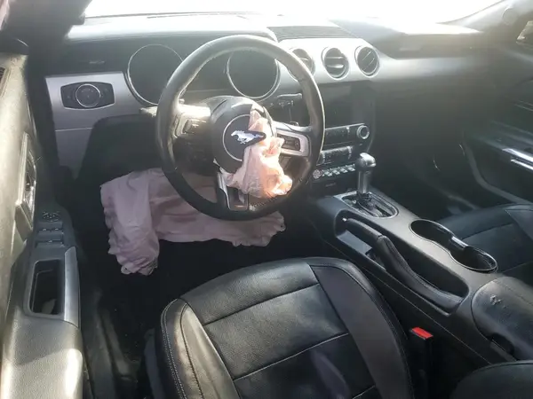 1FATP8UH2H5287255 2017 FORD MUSTANG - Image 8