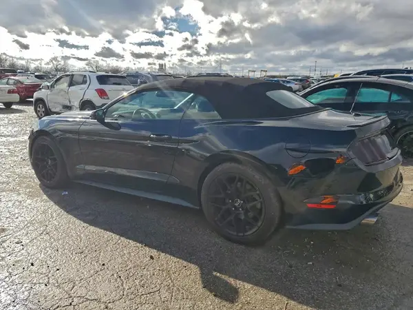 1FATP8UH2H5293864 2017 FORD MUSTANG - Image 2