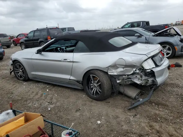 1FATP8UH2H5324191 2017 FORD MUSTANG - Image 2