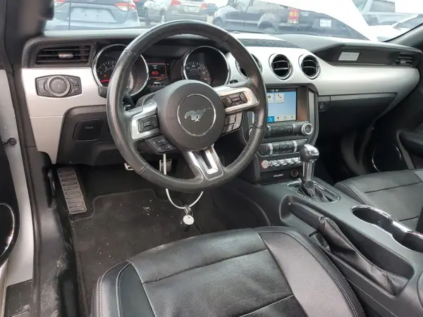 1FATP8UH2H5324191 2017 FORD MUSTANG - Image 8