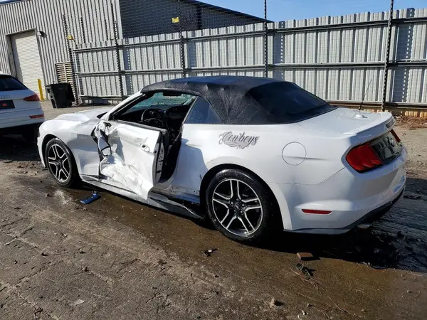 1FATP8UH2J5109593 2018 FORD MUSTANG - Image 2