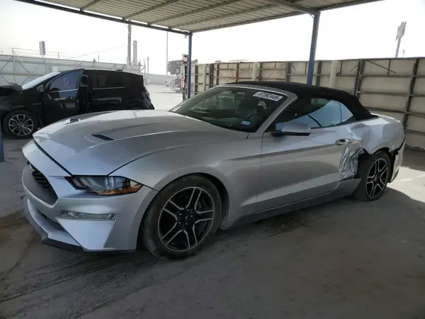 1FATP8UH2J5110176 2018 FORD MUSTANG - Image 1