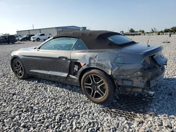 1FATP8UH2J5115040 2018 FORD MUSTANG - Image 2
