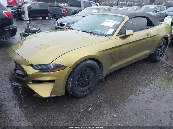 1FATP8UH2J5118259 2018 FORD MUSTANG - Image 2