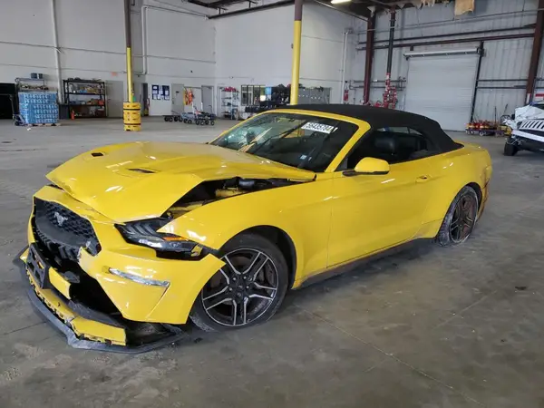 1FATP8UH2J5136518 2018 FORD MUSTANG - Image 1