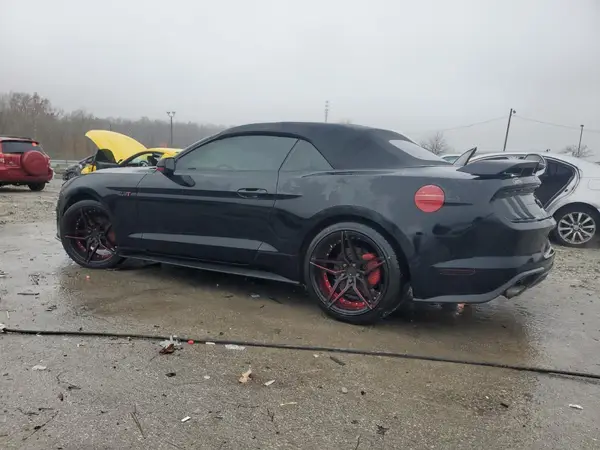 1FATP8UH2J5139287 2018 FORD MUSTANG - Image 2