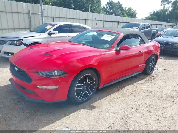 1FATP8UH2J5142951 2018 FORD MUSTANG - Image 2