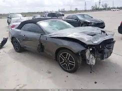 1FATP8UH2J5142996 2018 FORD MUSTANG