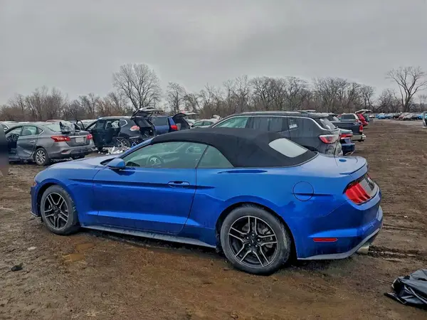1FATP8UH2J5145378 2018 FORD MUSTANG - Image 2