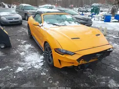 1FATP8UH2J5156381 2018 FORD MUSTANG