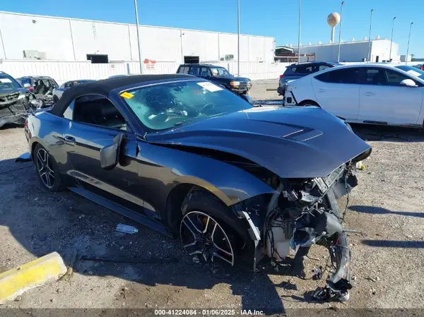 1FATP8UH2J5167865 2018 FORD MUSTANG - Image 1
