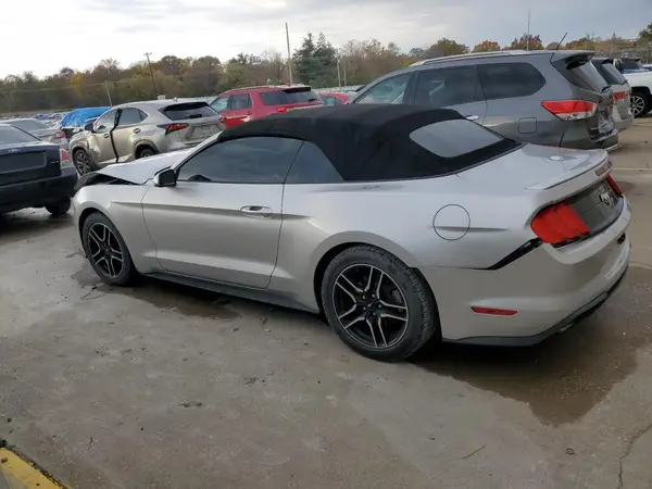 1FATP8UH2K5131482 2019 FORD MUSTANG - Image 2