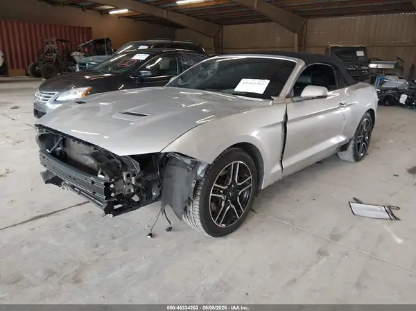 1FATP8UH2K5150551 2019 FORD MUSTANG - Image 2