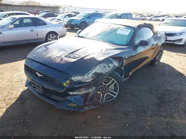 1FATP8UH2L5106454 2020 FORD MUSTANG - Image 2