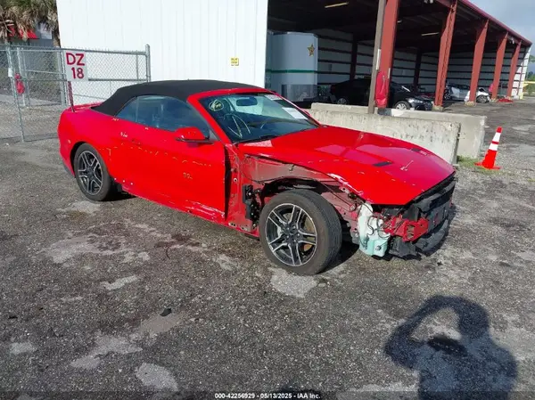 1FATP8UH2L5119804 2020 FORD MUSTANG - Image 1