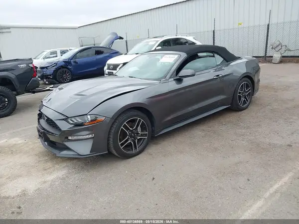 1FATP8UH2L5134464 2020 FORD MUSTANG - Image 2