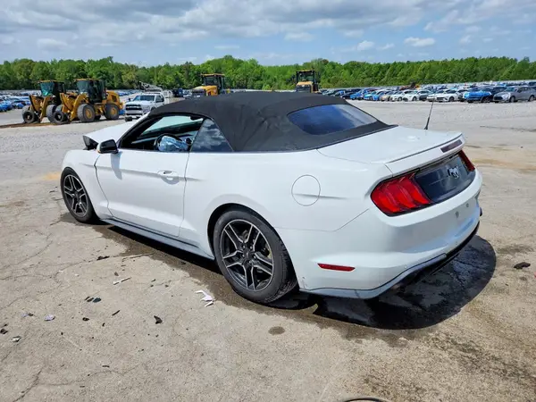 1FATP8UH2L5139549 2020 FORD MUSTANG - Image 2