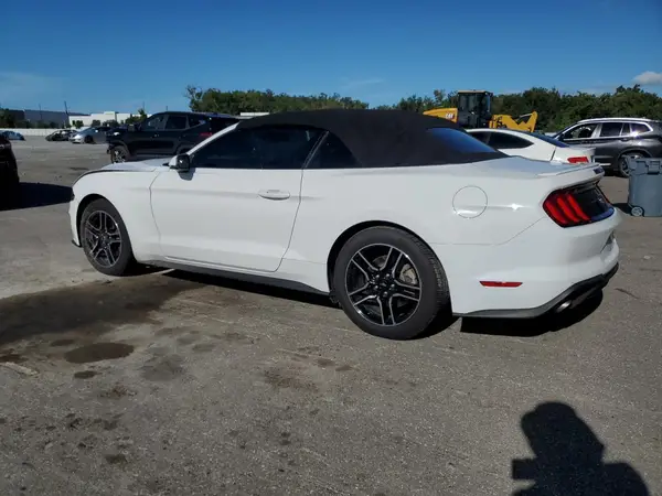 1FATP8UH2L5147151 2020 FORD MUSTANG - Image 2