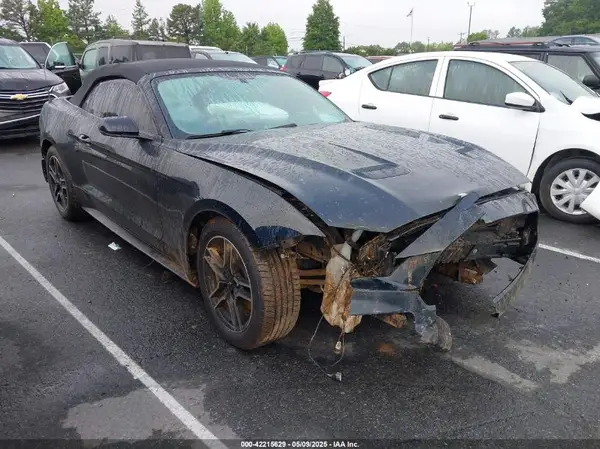 1FATP8UH2L5186127 2020 FORD MUSTANG - Image 1
