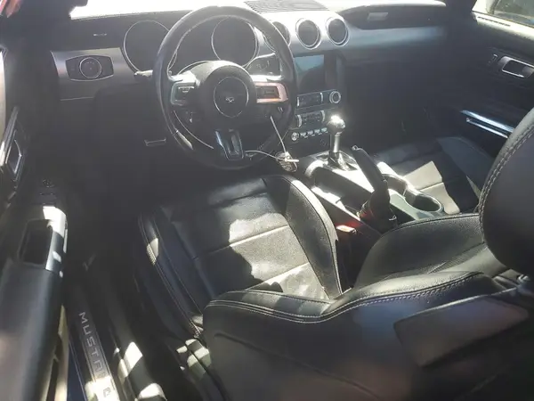 1FATP8UH2M5107573 2021 FORD MUSTANG - Image 8