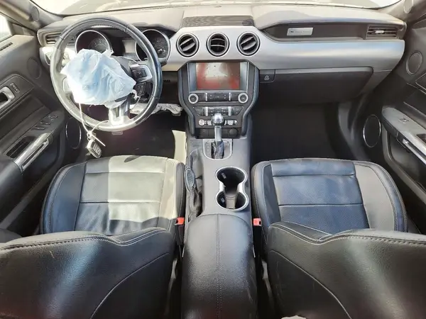 1FATP8UH2M5108304 2021 FORD MUSTANG - Image 8