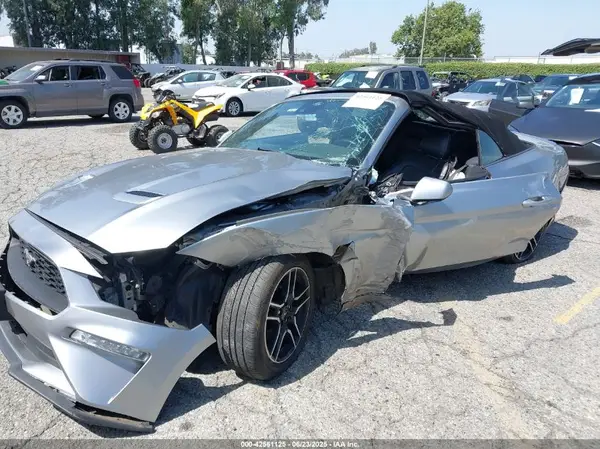 1FATP8UH2M5120162 2021 FORD MUSTANG - Image 2