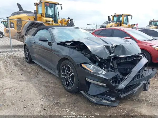 1FATP8UH2M5120226 2021 FORD MUSTANG - Image 1