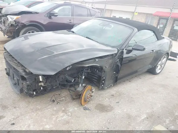 1FATP8UH2M5137351 2021 FORD MUSTANG - Image 2