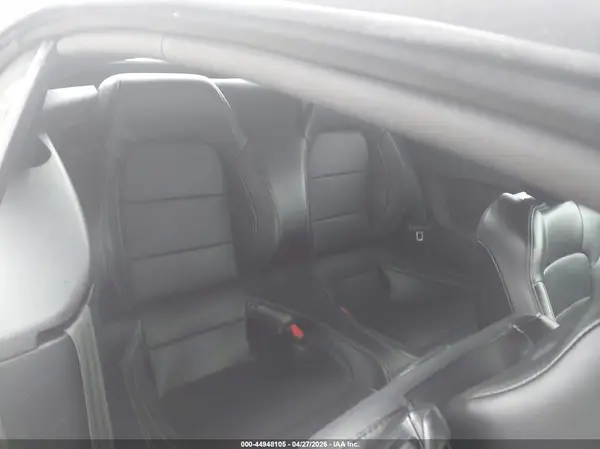 1FATP8UH2M5137351 2021 FORD MUSTANG - Image 8