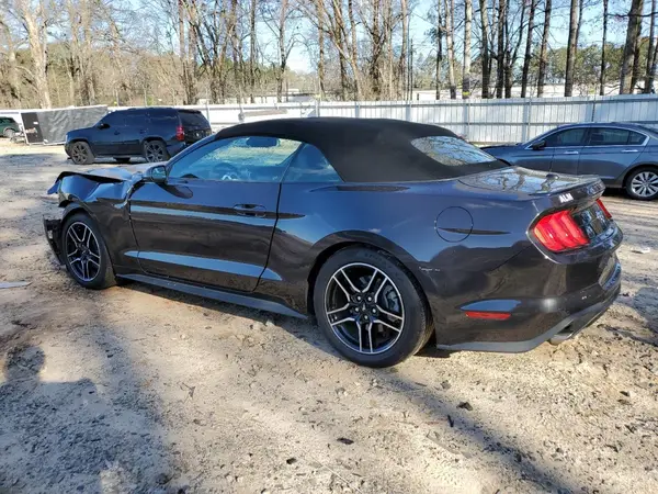1FATP8UH2N5102486 2022 FORD MUSTANG - Image 2