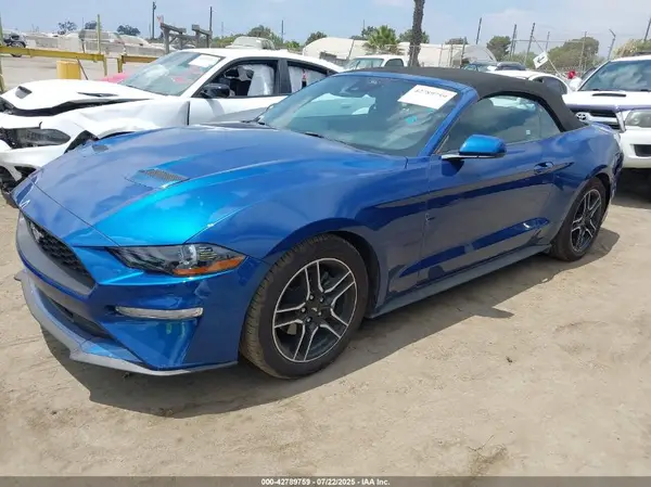 1FATP8UH2N5107851 2022 FORD MUSTANG - Image 2