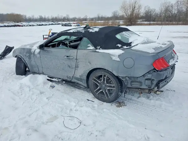 1FATP8UH2N5119093 2022 FORD MUSTANG - Image 2