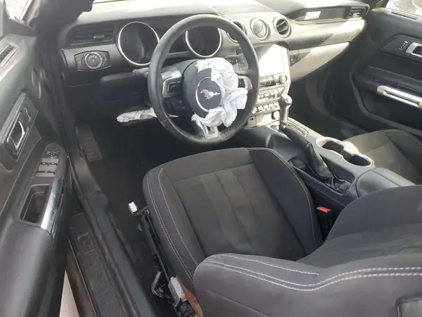 1FATP8UH2N5147833 2022 FORD MUSTANG - Image 8