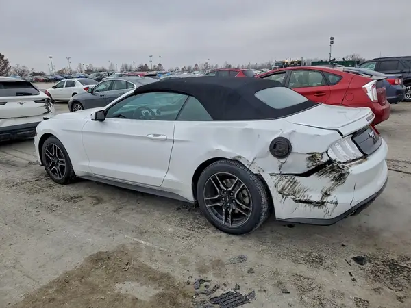 1FATP8UH2P5107898 2023 FORD MUSTANG - Image 2