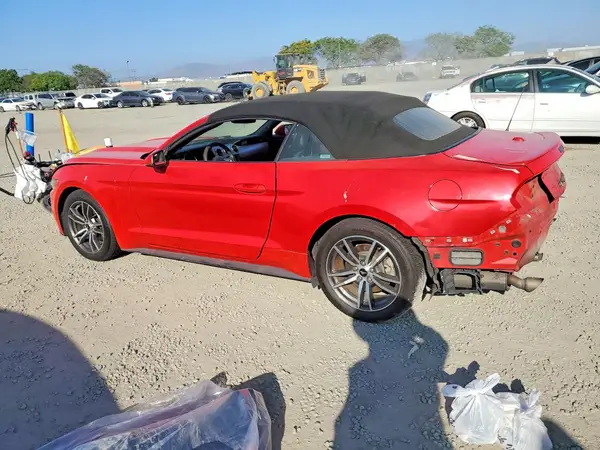 1FATP8UH3G5212871 2016 FORD MUSTANG - Image 2