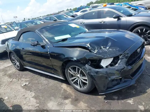 1FATP8UH3G5216869 2016 FORD MUSTANG - Image 1