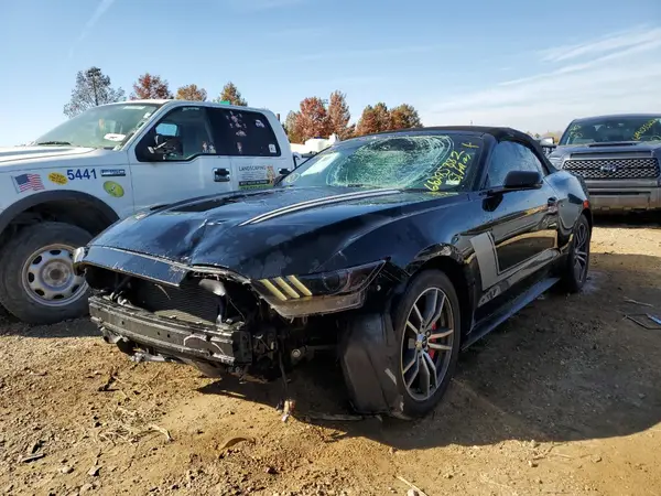 1FATP8UH3G5226740 2016 FORD MUSTANG - Image 2