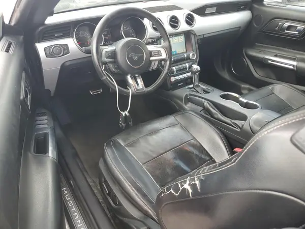 1FATP8UH3G5284833 2016 FORD MUSTANG - Image 8