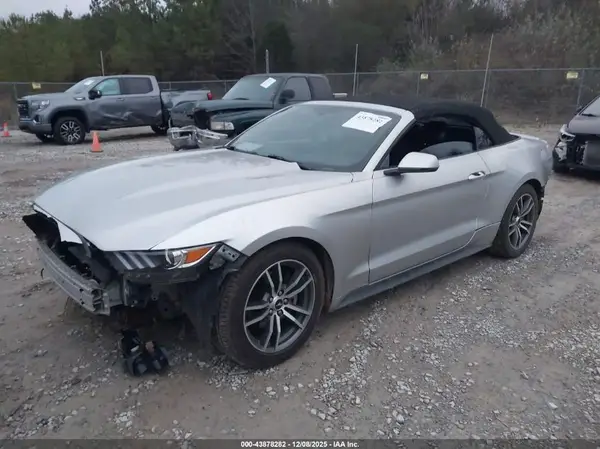 1FATP8UH3G5308225 2016 FORD MUSTANG - Image 2