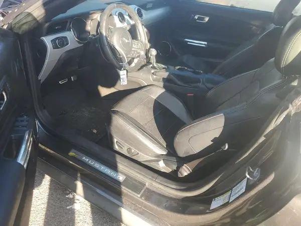 1FATP8UH3G5309780 2016 FORD MUSTANG - Image 8
